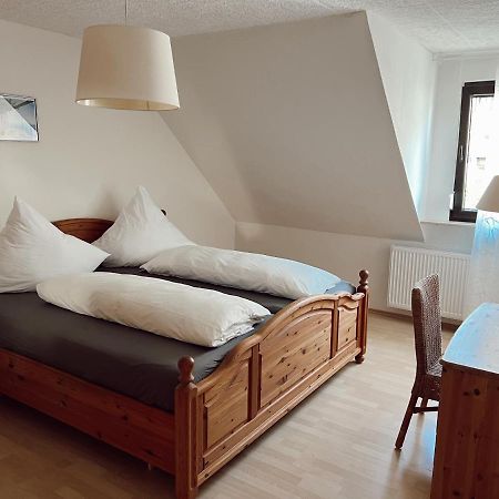Ferienwohnung Moselflair Mit Direktem Blick Auf Die Mosel Und Weinberge Oberfell Exteriér fotografie