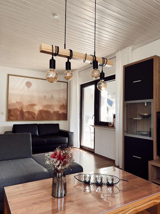 Ferienwohnung Moselflair Mit Direktem Blick Auf Die Mosel Und Weinberge Oberfell Exteriér fotografie