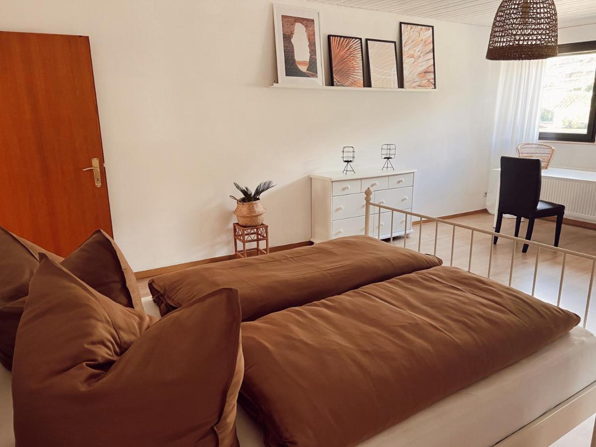 Ferienwohnung Moselflair Mit Direktem Blick Auf Die Mosel Und Weinberge Oberfell Exteriér fotografie